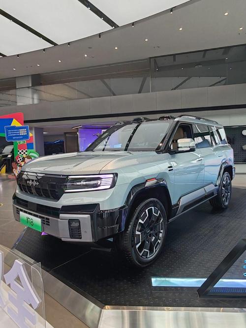 深圳福田区磊梦腾企业管理咨询比亚迪方程豹硬派越野的爆款，英菲尼迪35周年与你共成长